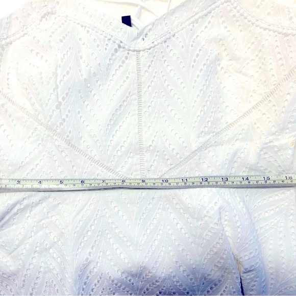 White House Black Market top - Picture 7 of 7